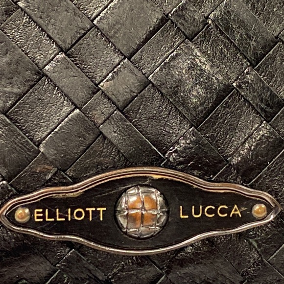Elliott Lucca Leather Wristlet Wallet Leather Black Braided Zip Around ID Holder - Picture 3 of 9